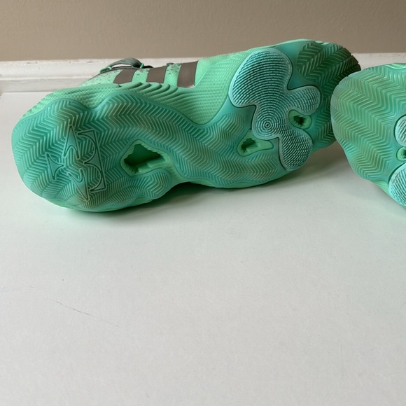 ADIDAS TRAE YOUNG 3 IF5591 BASKETBALL SHOES MINT/SILVER GREEN - Size 10.5 - Picture 7 of 12